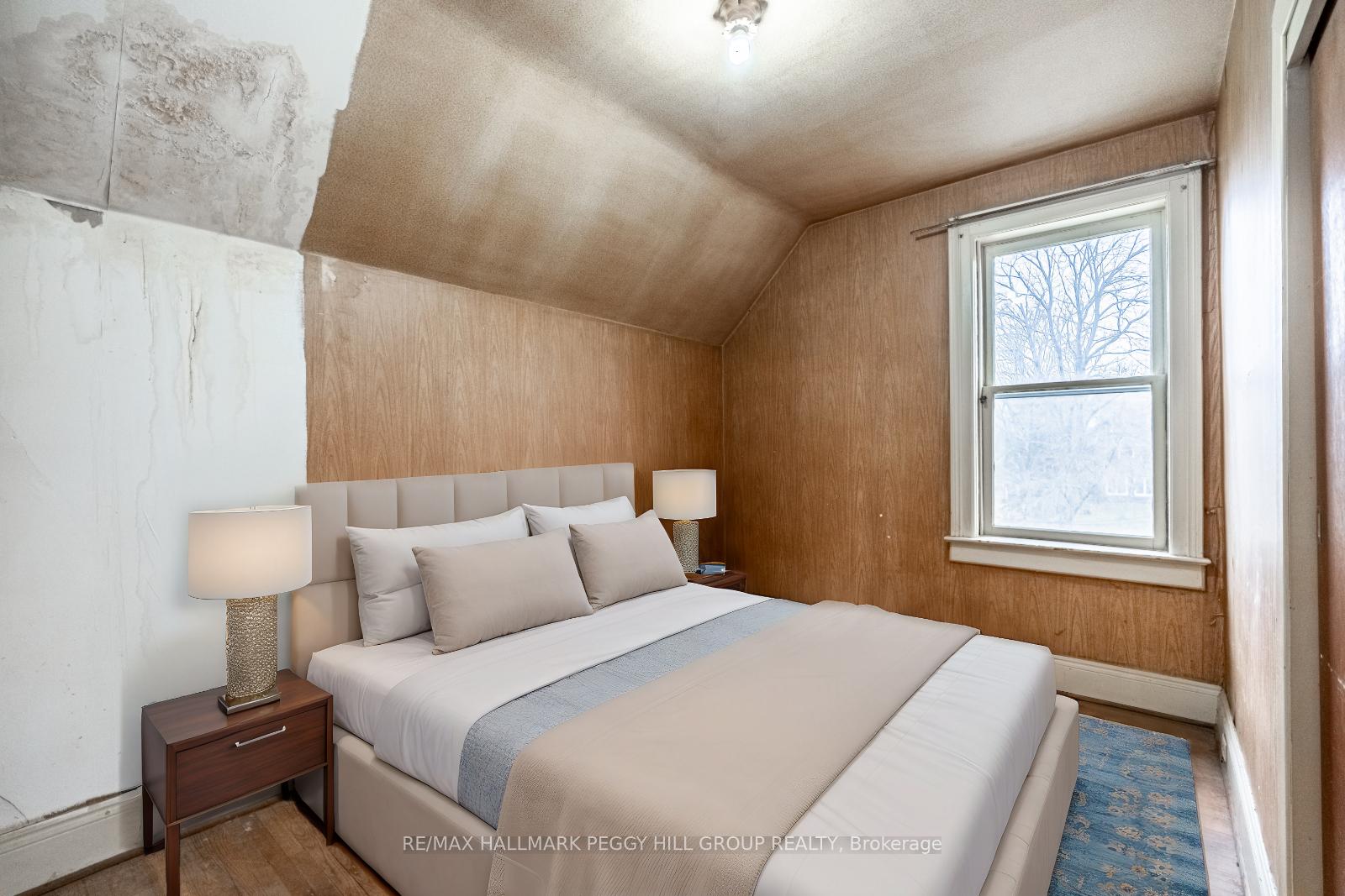 Photo 5 of 437 Midland Avenue, Midland — HOMEH