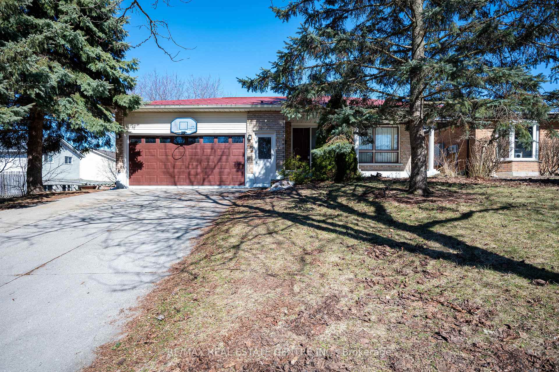 Photo 2 of 89 High Acres Crescent, Kitchener — HOMEH