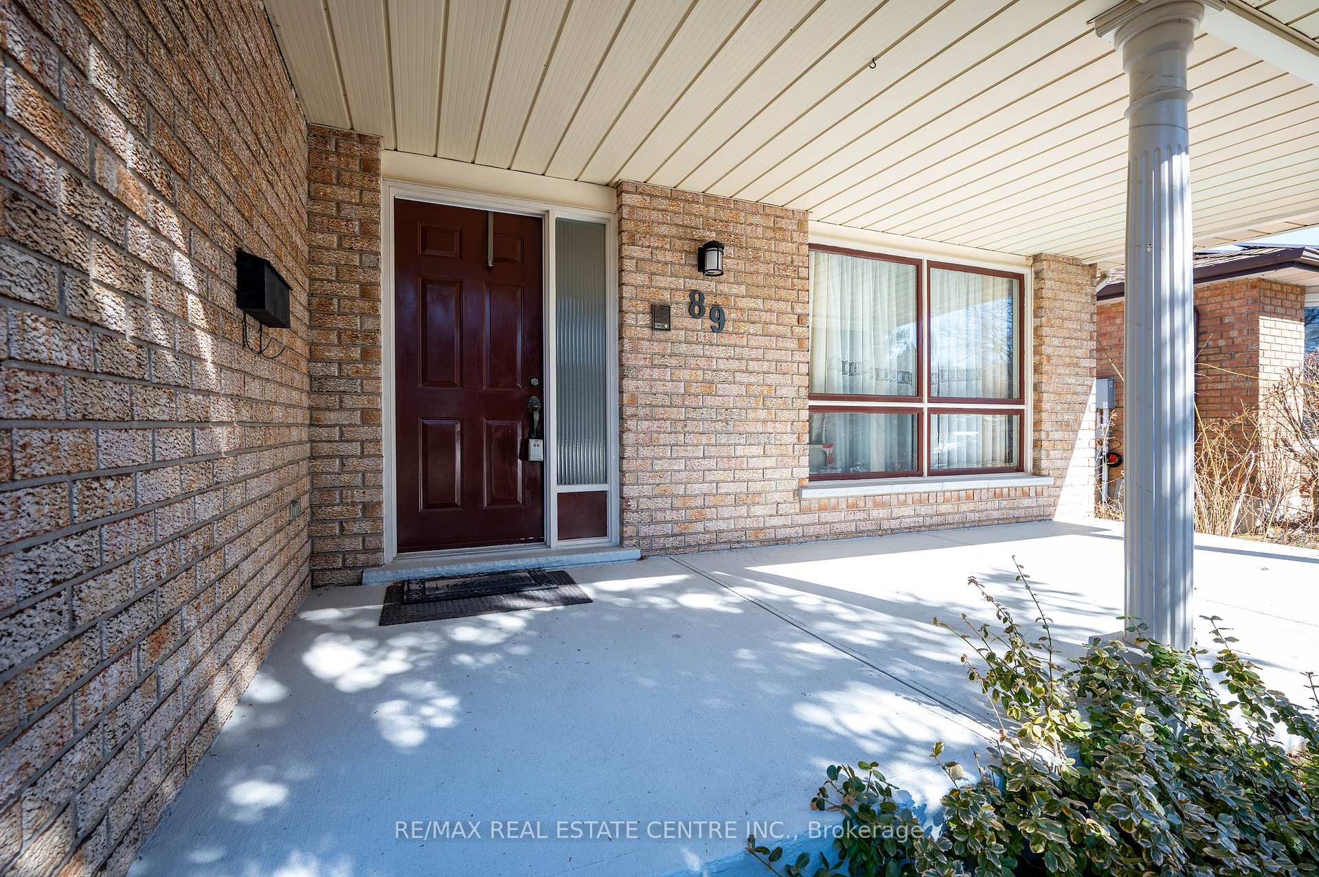 Photo 3 of 89 High Acres Crescent, Kitchener — HOMEH
