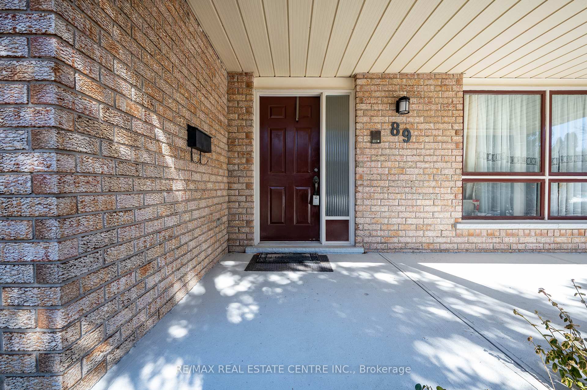 Photo 4 of 89 High Acres Crescent, Kitchener — HOMEH