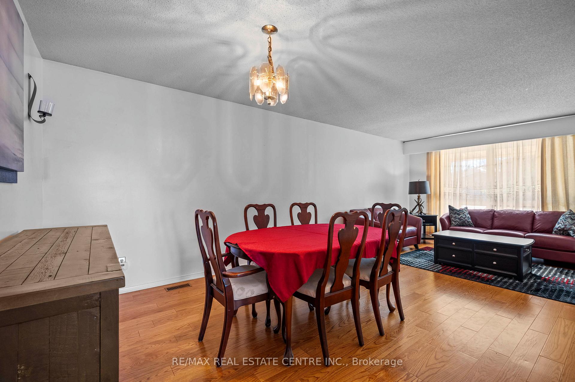 Photo 9 of 89 High Acres Crescent, Kitchener — HOMEH