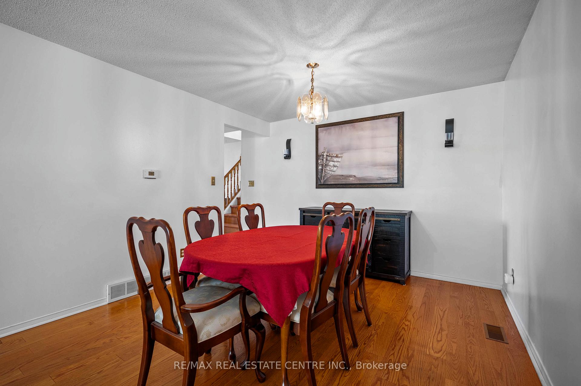 Photo 10 of 89 High Acres Crescent, Kitchener — HOMEH
