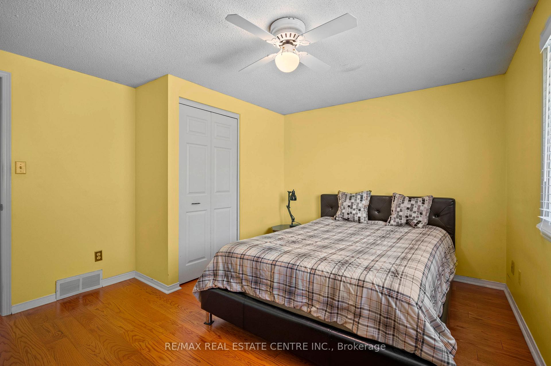 Photo 21 of 89 High Acres Crescent, Kitchener — HOMEH