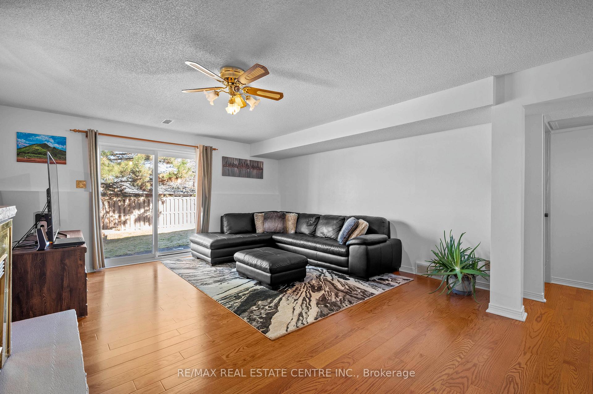 Photo 26 of 89 High Acres Crescent, Kitchener — HOMEH