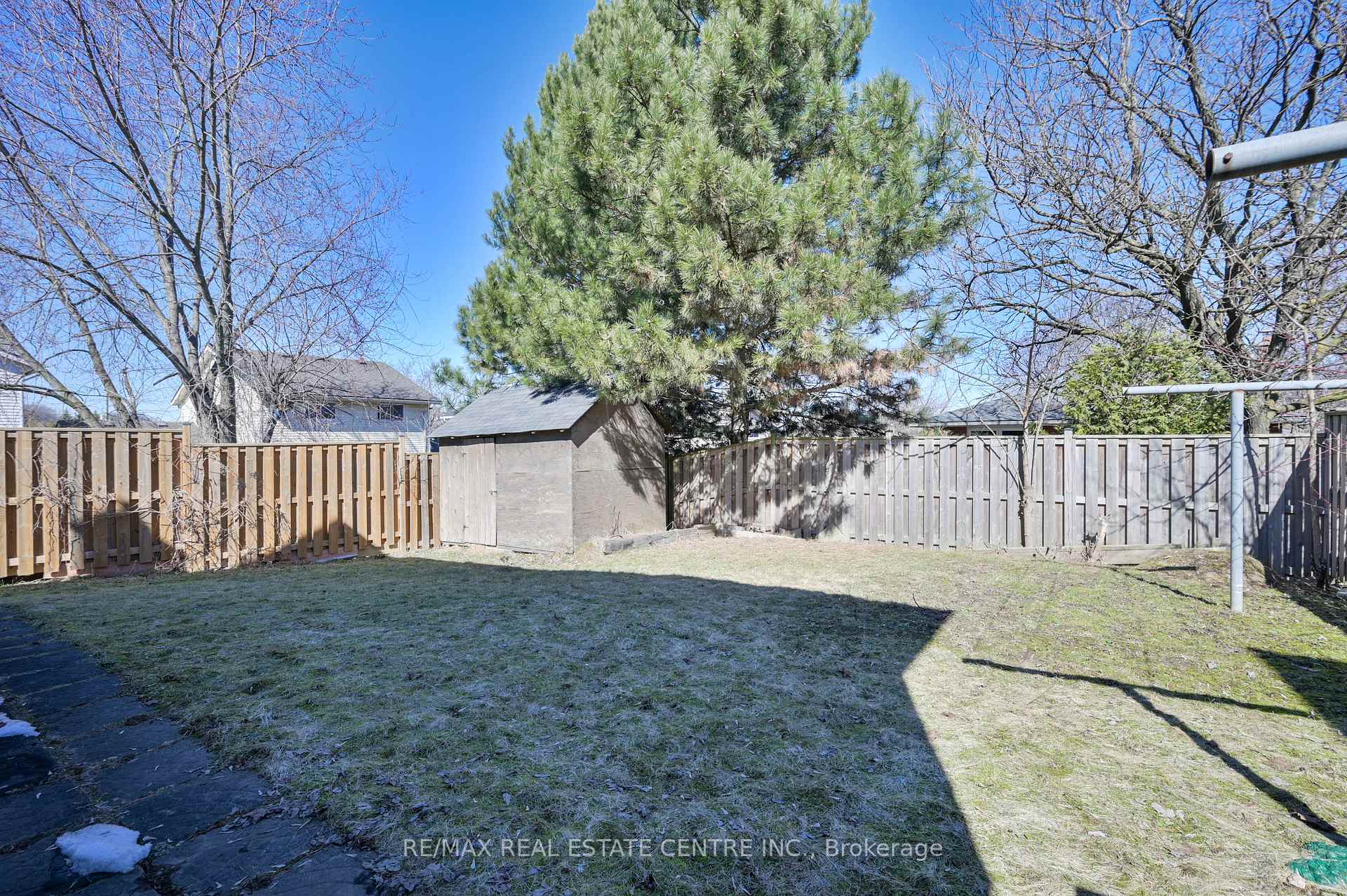 Photo 36 of 89 High Acres Crescent, Kitchener — HOMEH