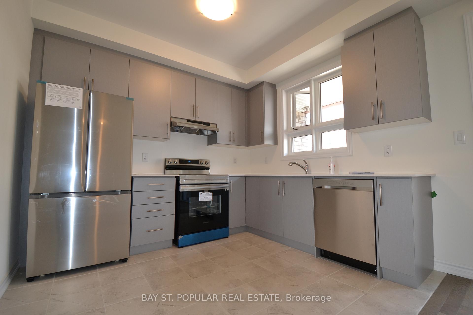 Photo 7 of 76 Imperial College Lane, Markham, Wismer — HOMEH