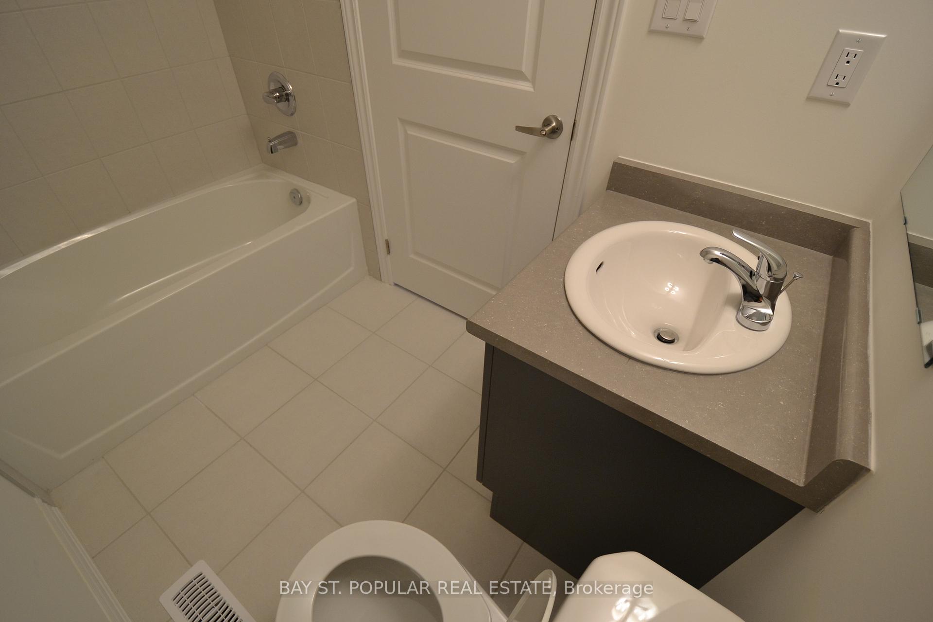 Photo 10 of 76 Imperial College Lane, Markham, Wismer — HOMEH