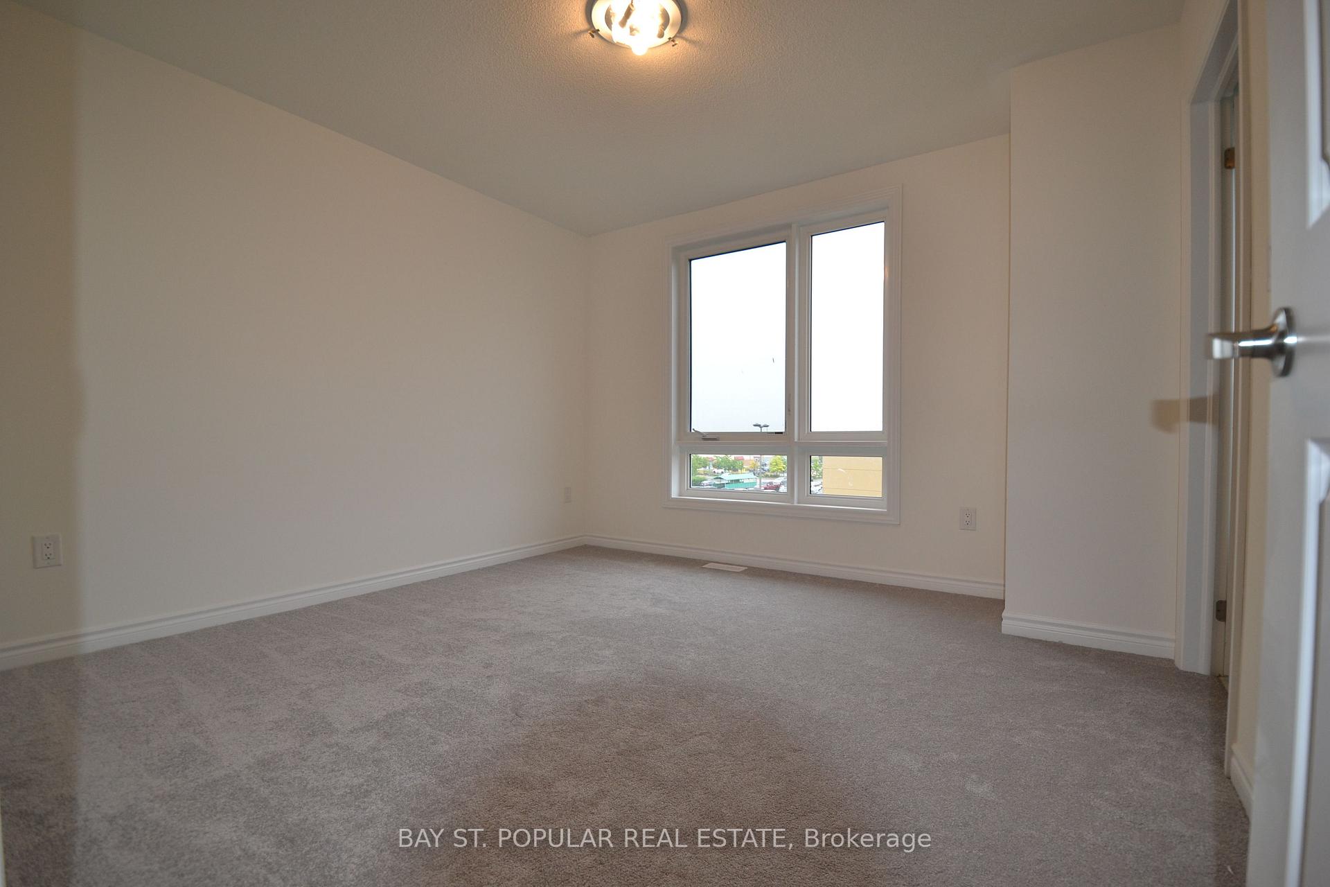 Photo 12 of 76 Imperial College Lane, Markham, Wismer — HOMEH