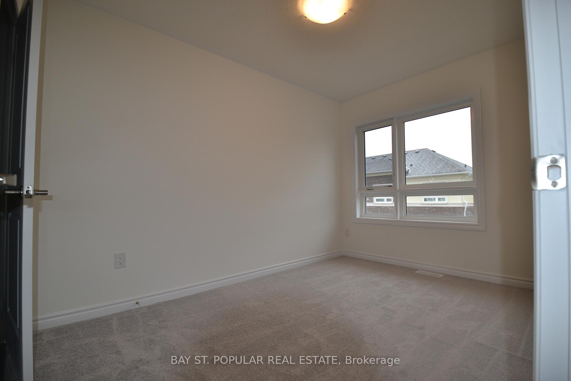 Photo 13 of 76 Imperial College Lane, Markham, Wismer — HOMEH