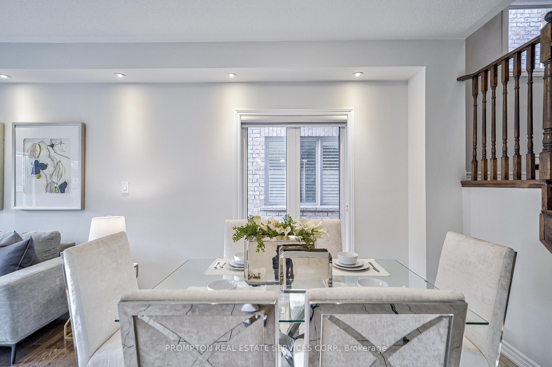 Photo 11 of 26 Memon Place, Markham, Wismer — HOMEH