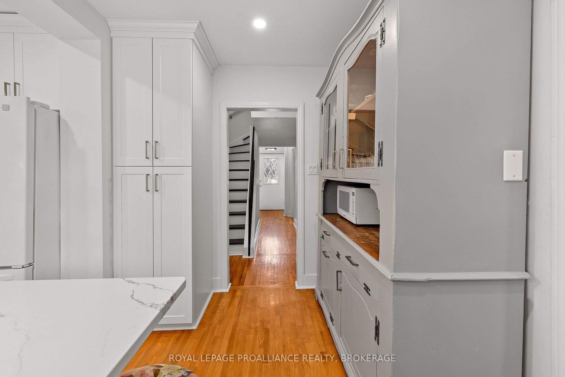 Photo 12 of 46 McMichael Street, Kingston, West of Sir John A. Blvd — HOMEH