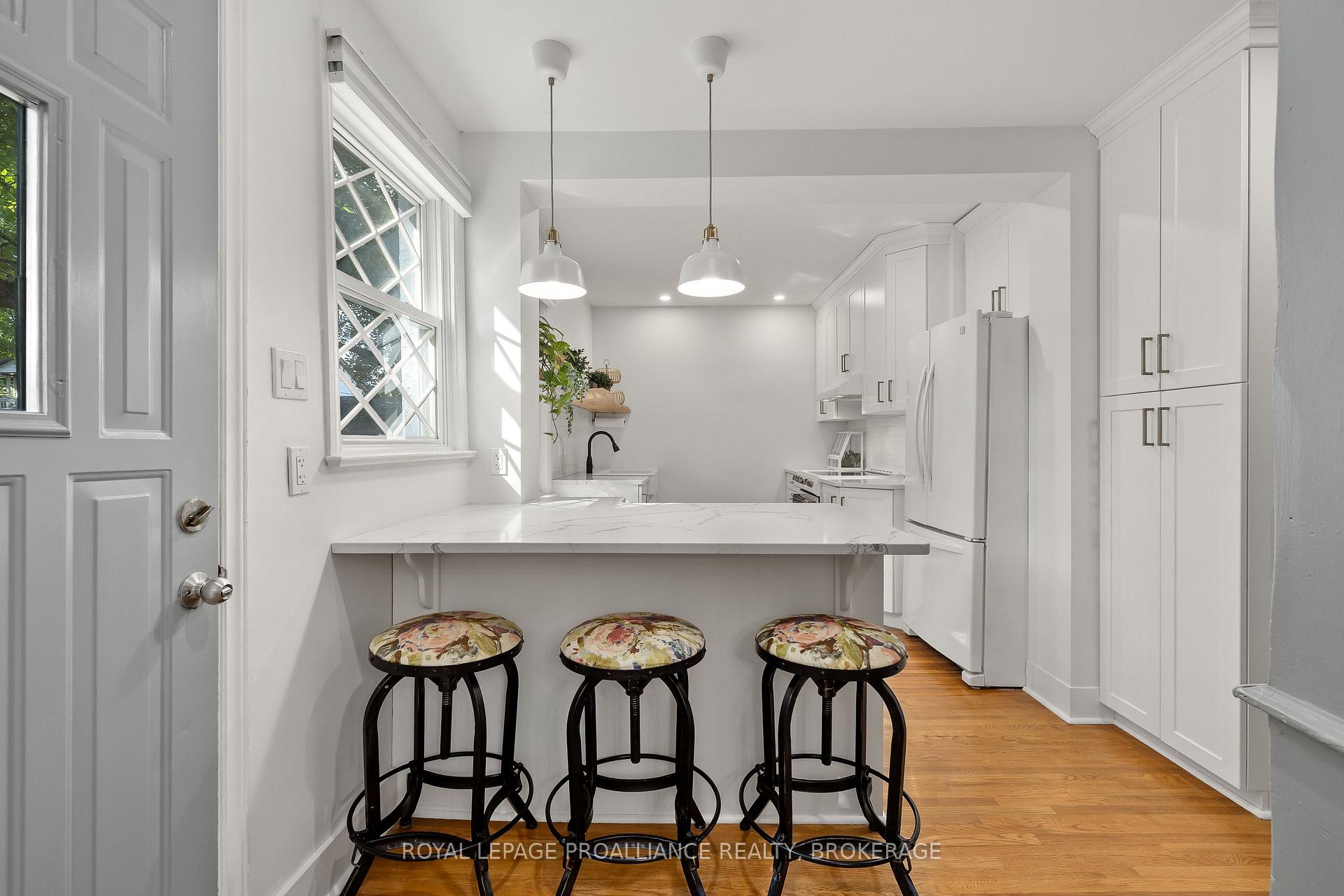 Photo 13 of 46 McMichael Street, Kingston, West of Sir John A. Blvd — HOMEH