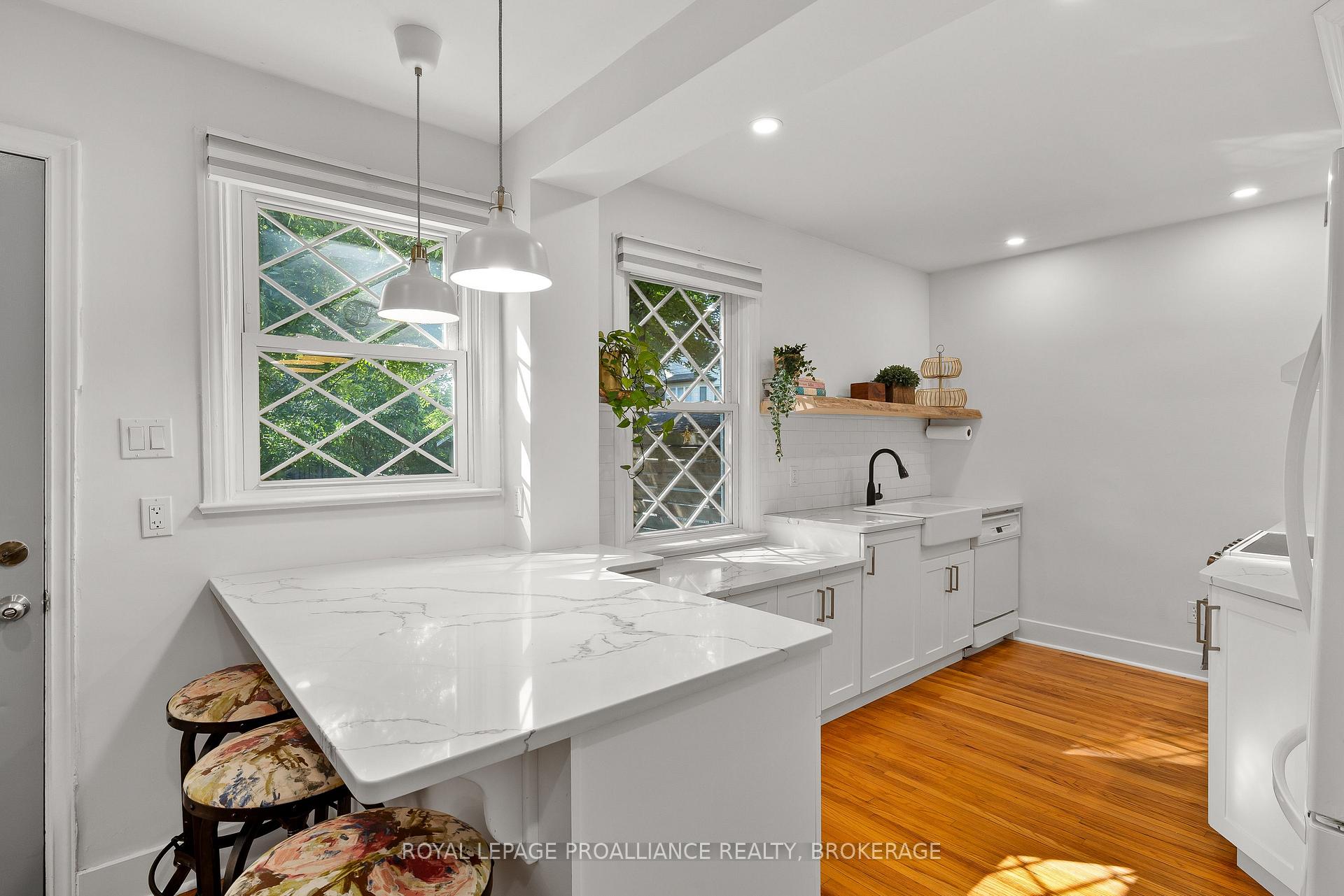 Photo 14 of 46 McMichael Street, Kingston, West of Sir John A. Blvd — HOMEH
