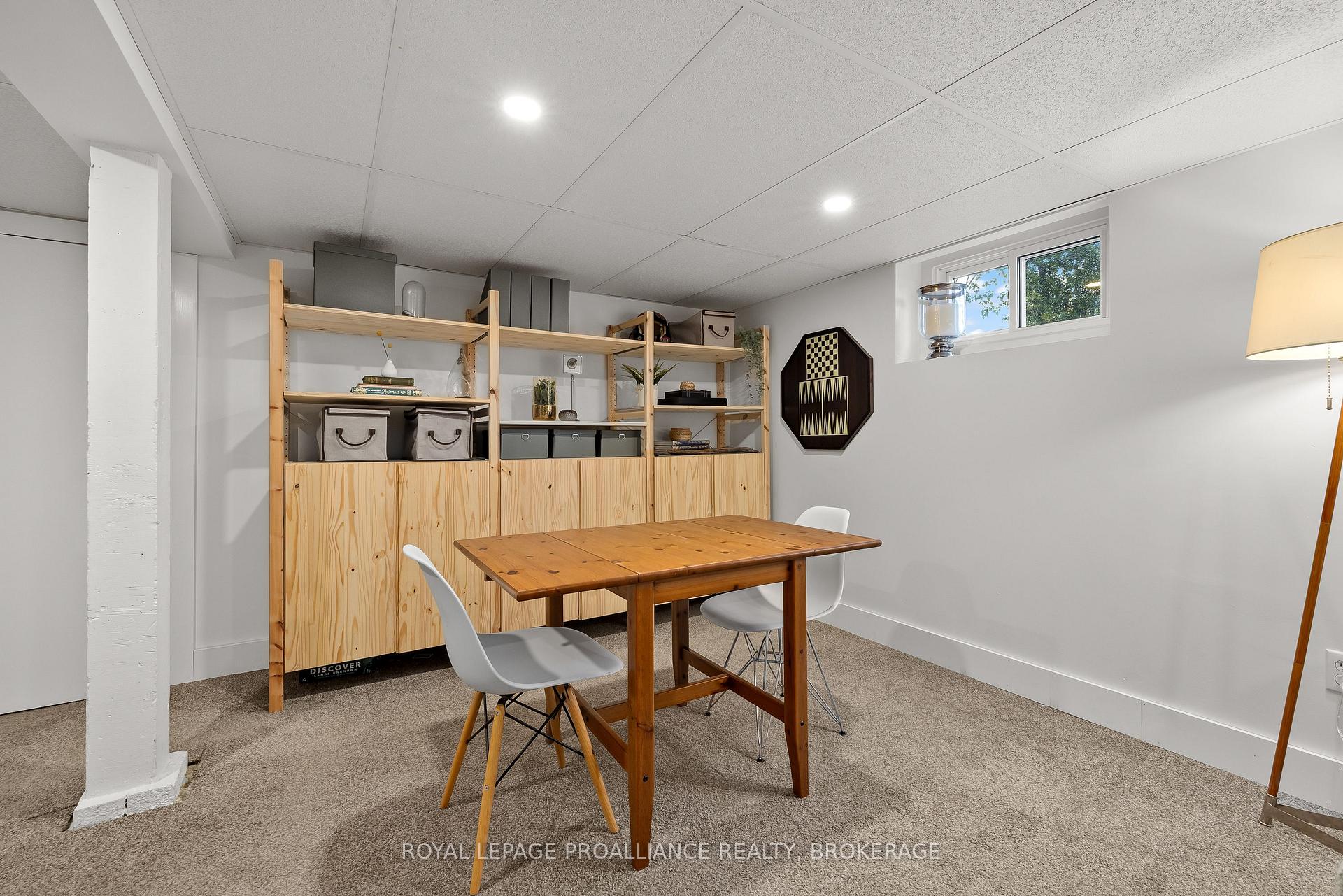 Photo 38 of 46 McMichael Street, Kingston, West of Sir John A. Blvd — HOMEH