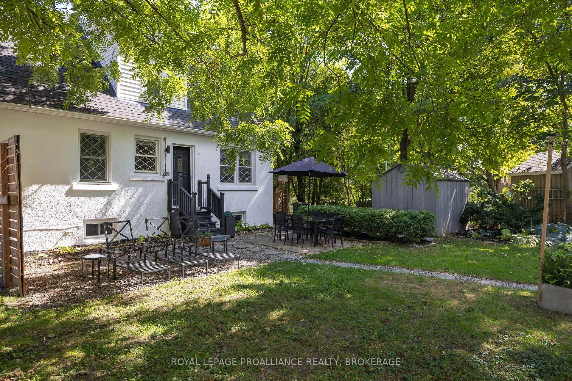 Photo 44 of 46 McMichael Street, Kingston, West of Sir John A. Blvd — HOMEH