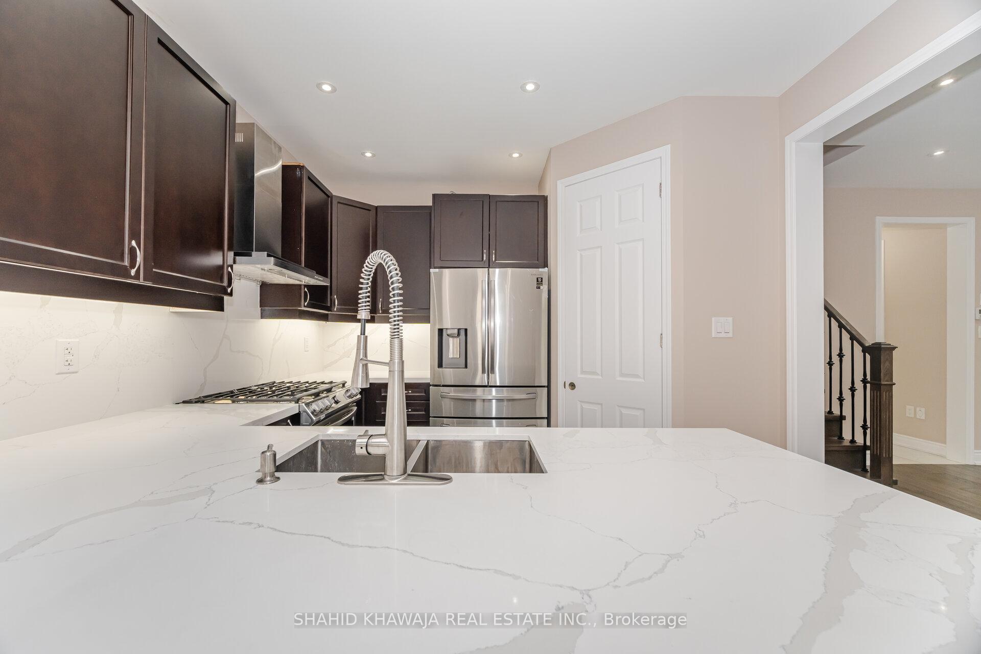 Photo 4 of 849 Farmstead Drive, Milton, Willmott — HOMEH