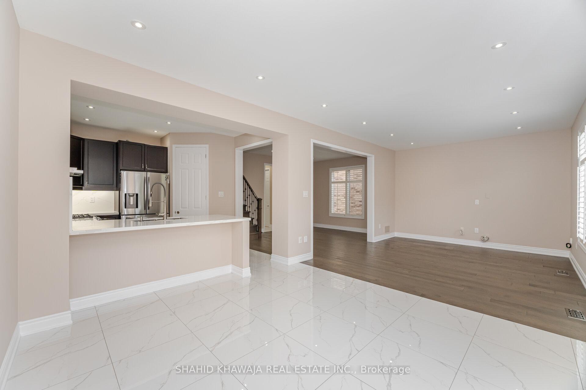 Photo 2 of 849 Farmstead Drive, Milton, Willmott — HOMEH