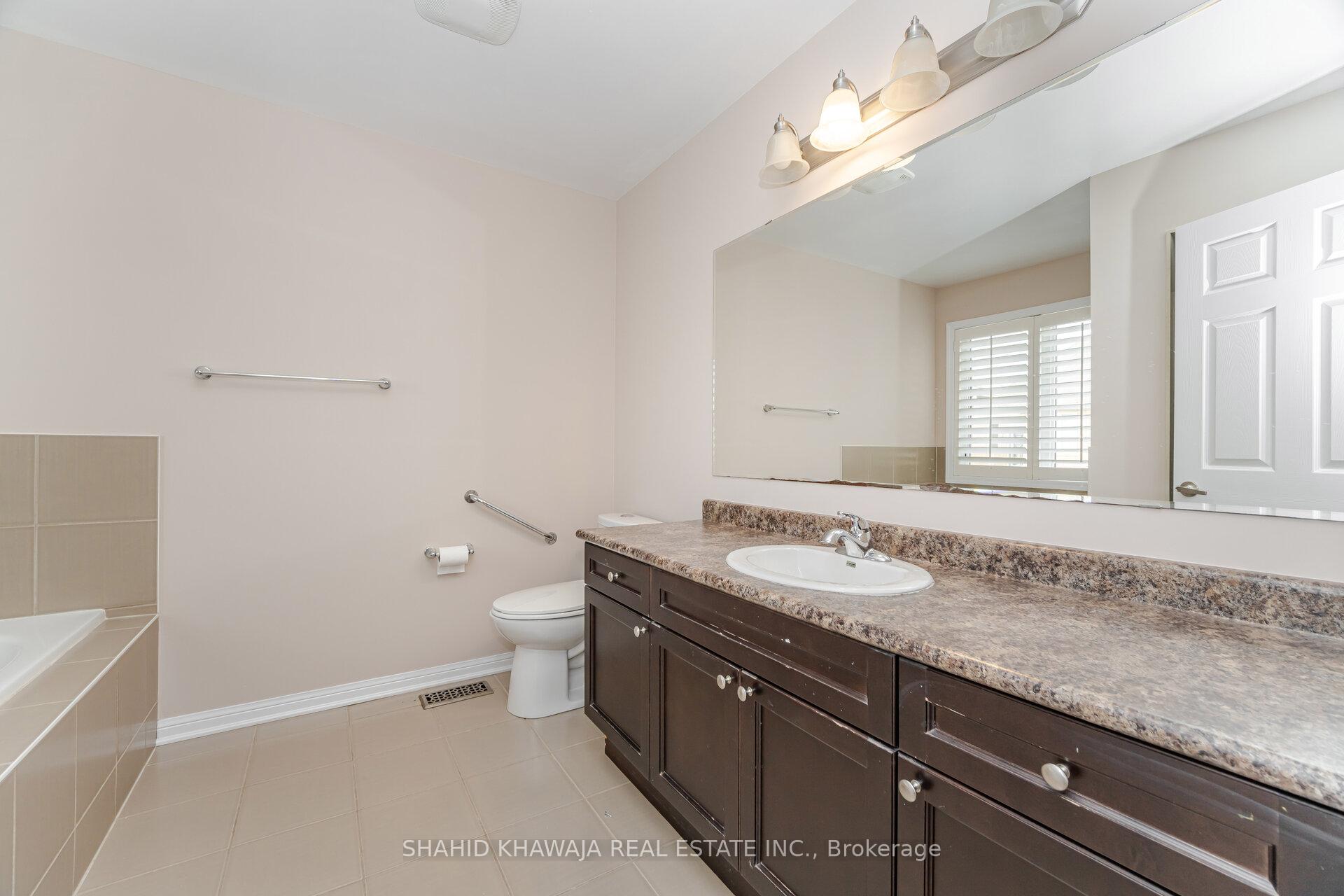 Photo 35 of 849 Farmstead Drive, Milton, Willmott — HOMEH