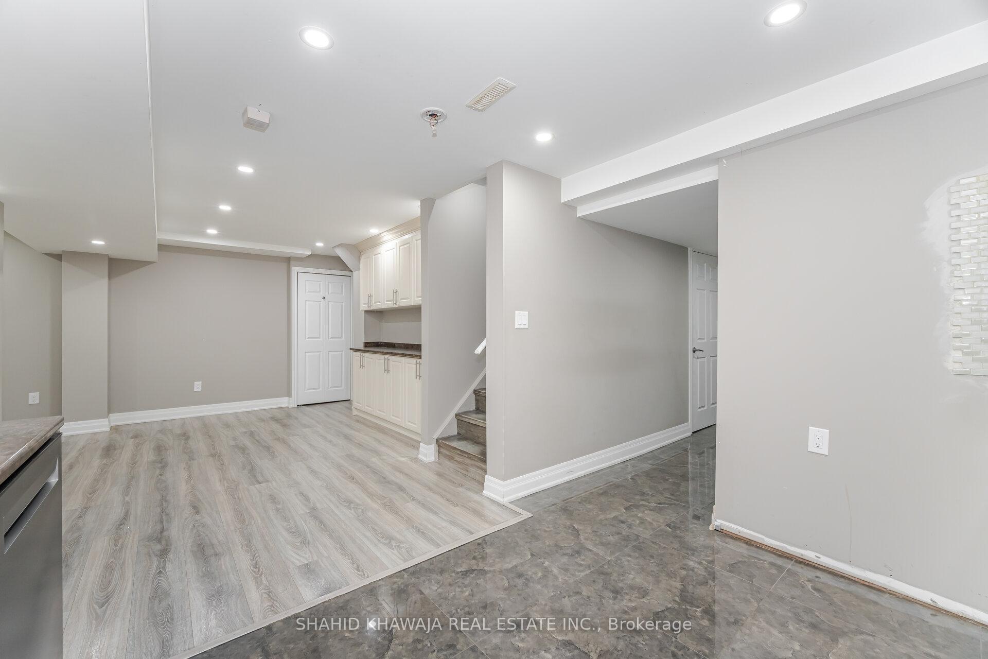 Photo 13 of 849 Farmstead Drive, Milton, Willmott — HOMEH