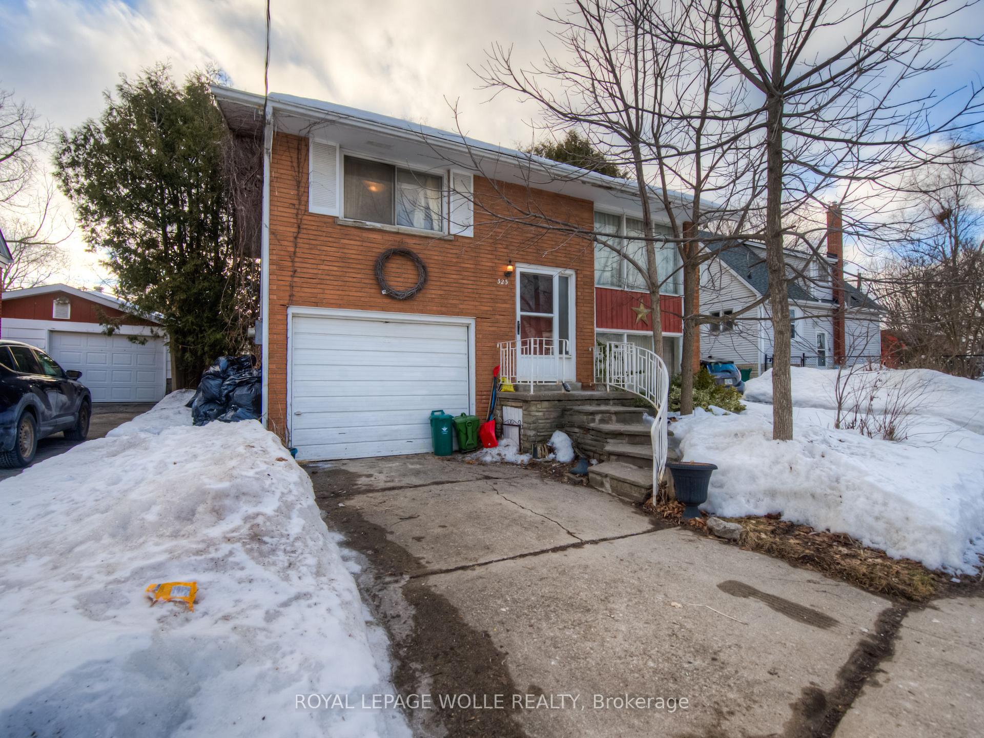 Front of 323 Clifton Road