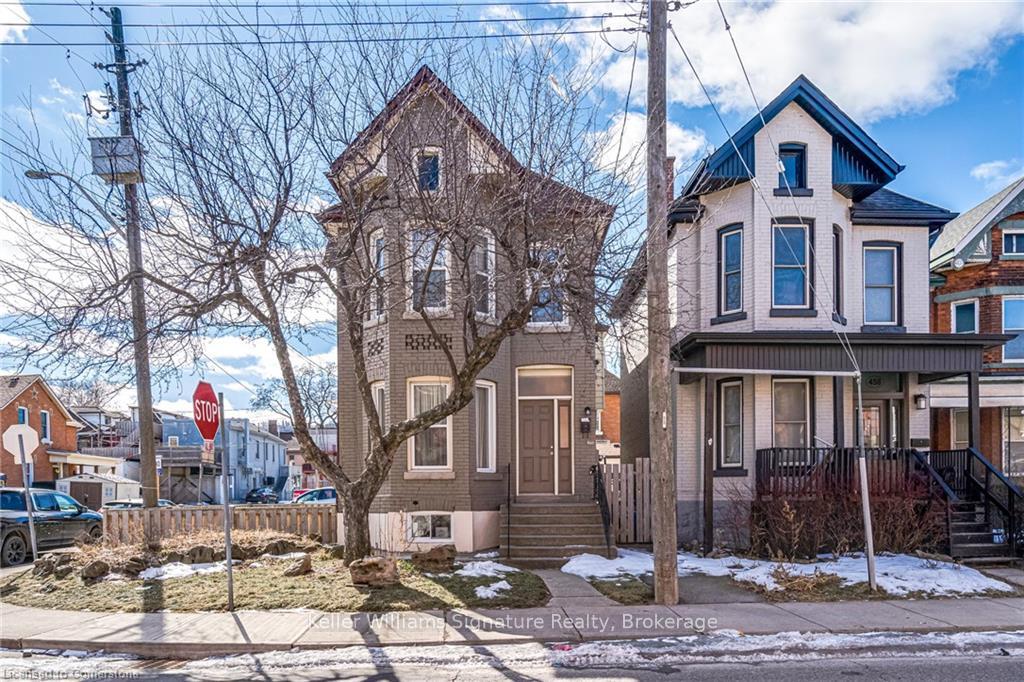 Photo 1 of Unit #2, 460 King William Street, Hamilton, Landsdale — HOMEH