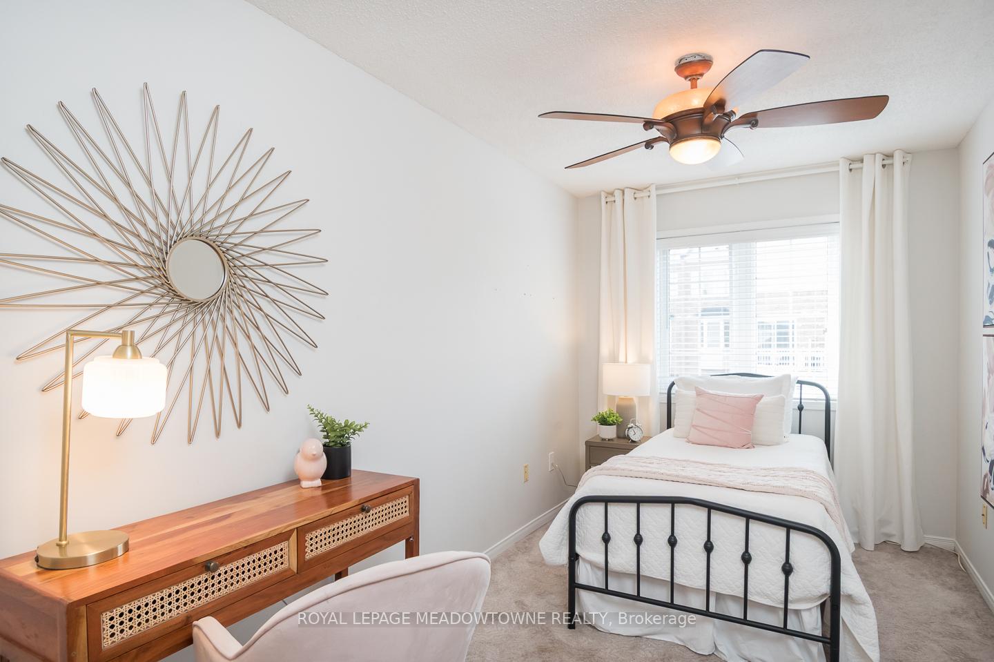 Photo 5 of 190 Hampshire Way, Milton, Dempsey — HOMEH