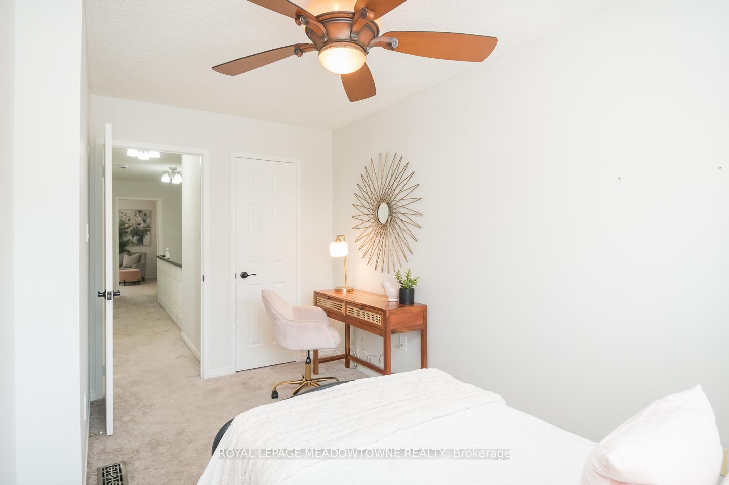 Photo 8 of 190 Hampshire Way, Milton, Dempsey — HOMEH
