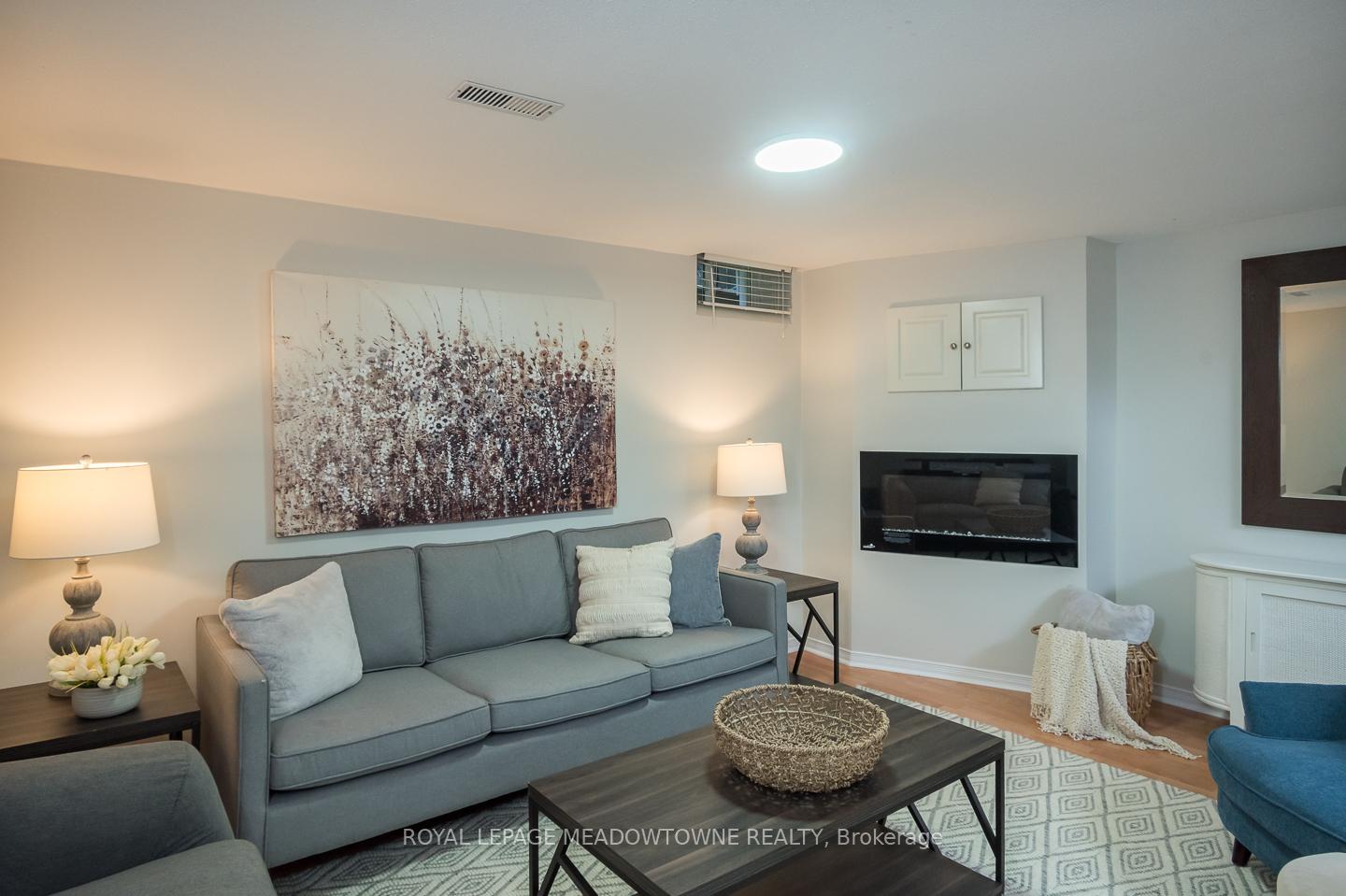 Photo 14 of 190 Hampshire Way, Milton, Dempsey — HOMEH