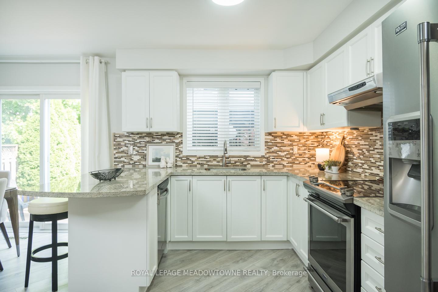 Photo 26 of 190 Hampshire Way, Milton, Dempsey — HOMEH