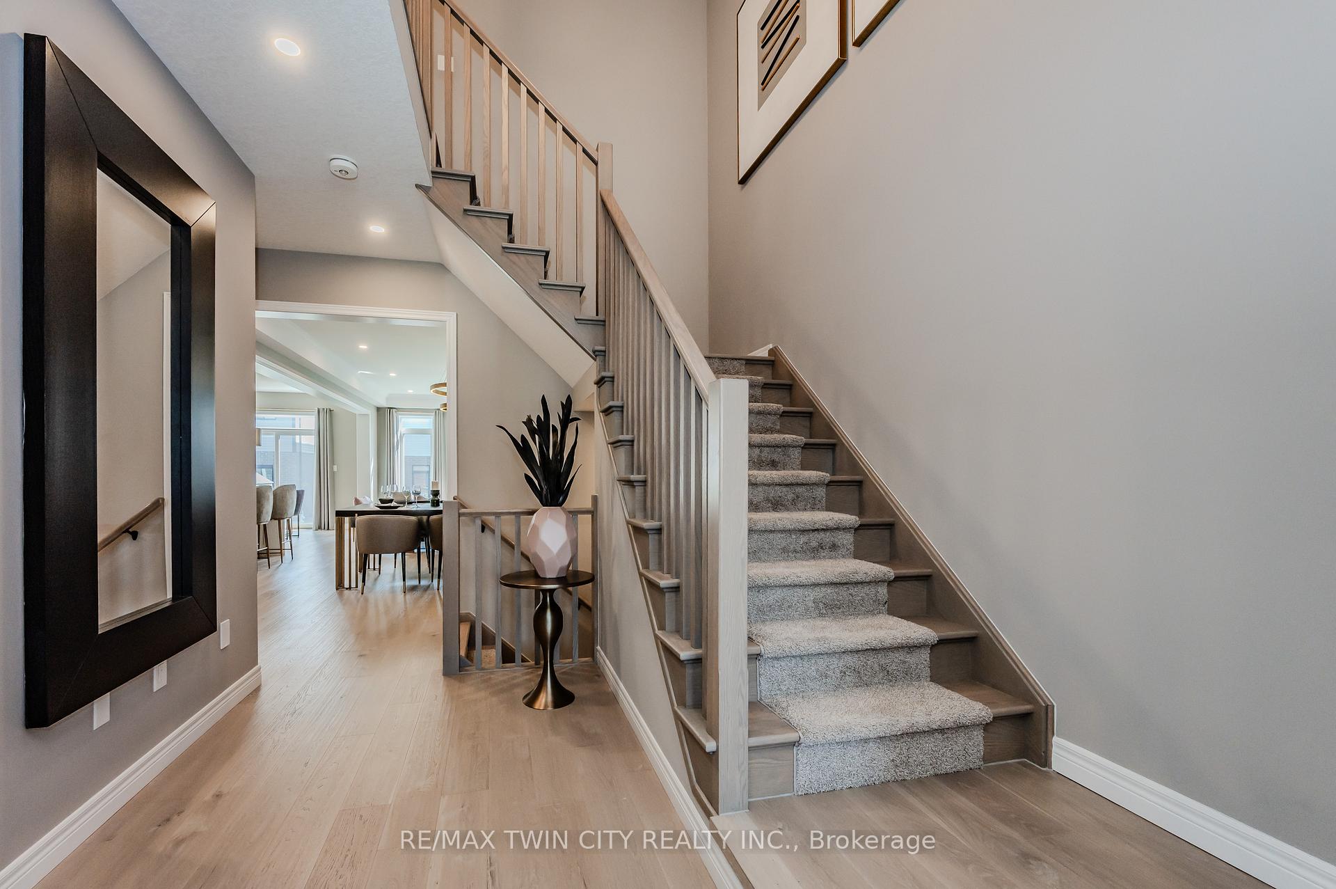 Photo 6 of 27 Spachman Street, Kitchener — HOMEH