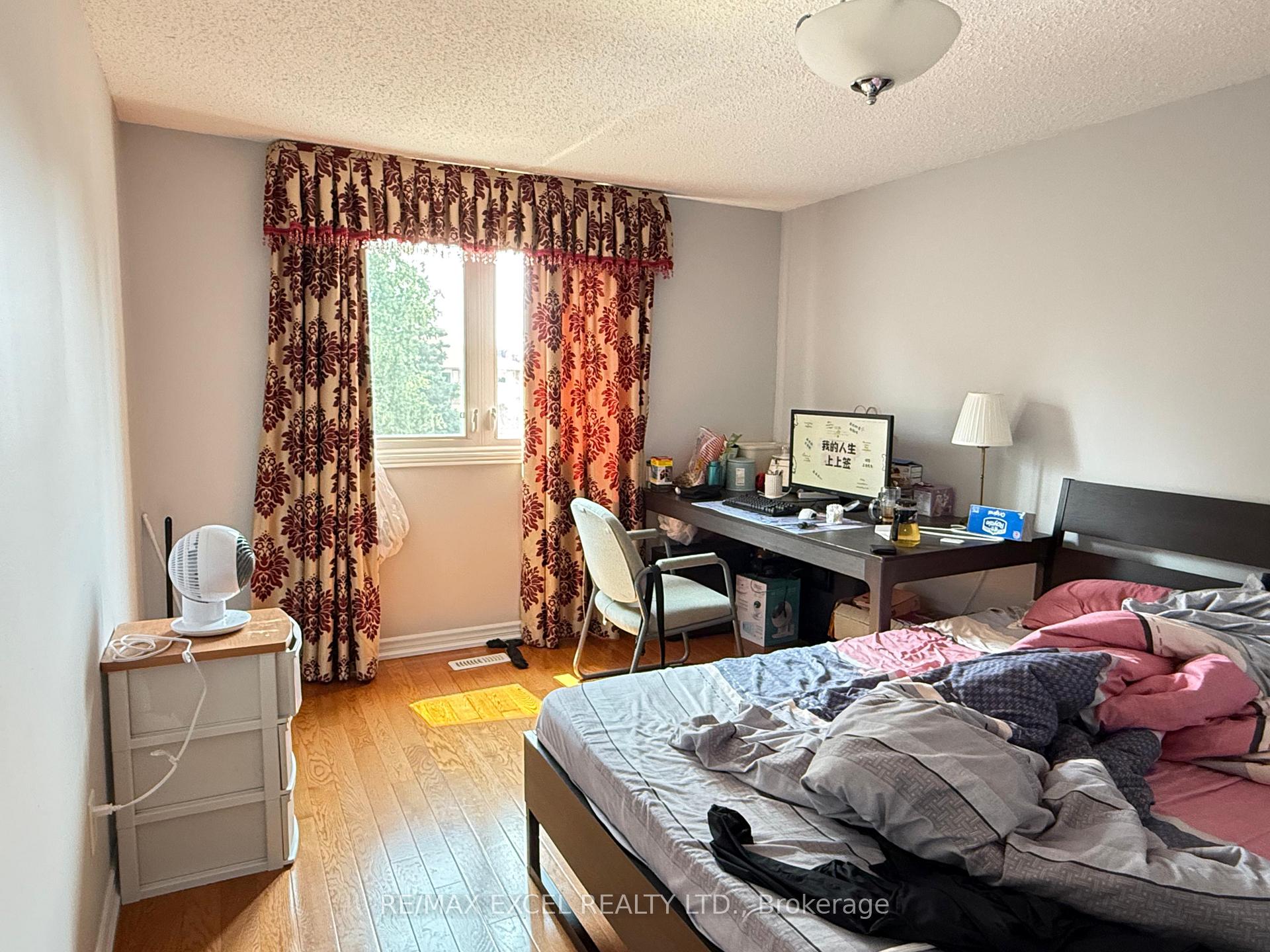 Photo 8 of 6 Cardiff Road, Markham, Milliken Mills East — HOMEH