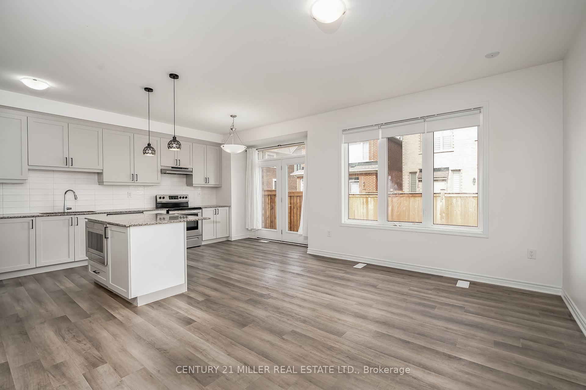 Photo 3 of 1554 Moira Crescent, Milton, Bowes — HOMEH