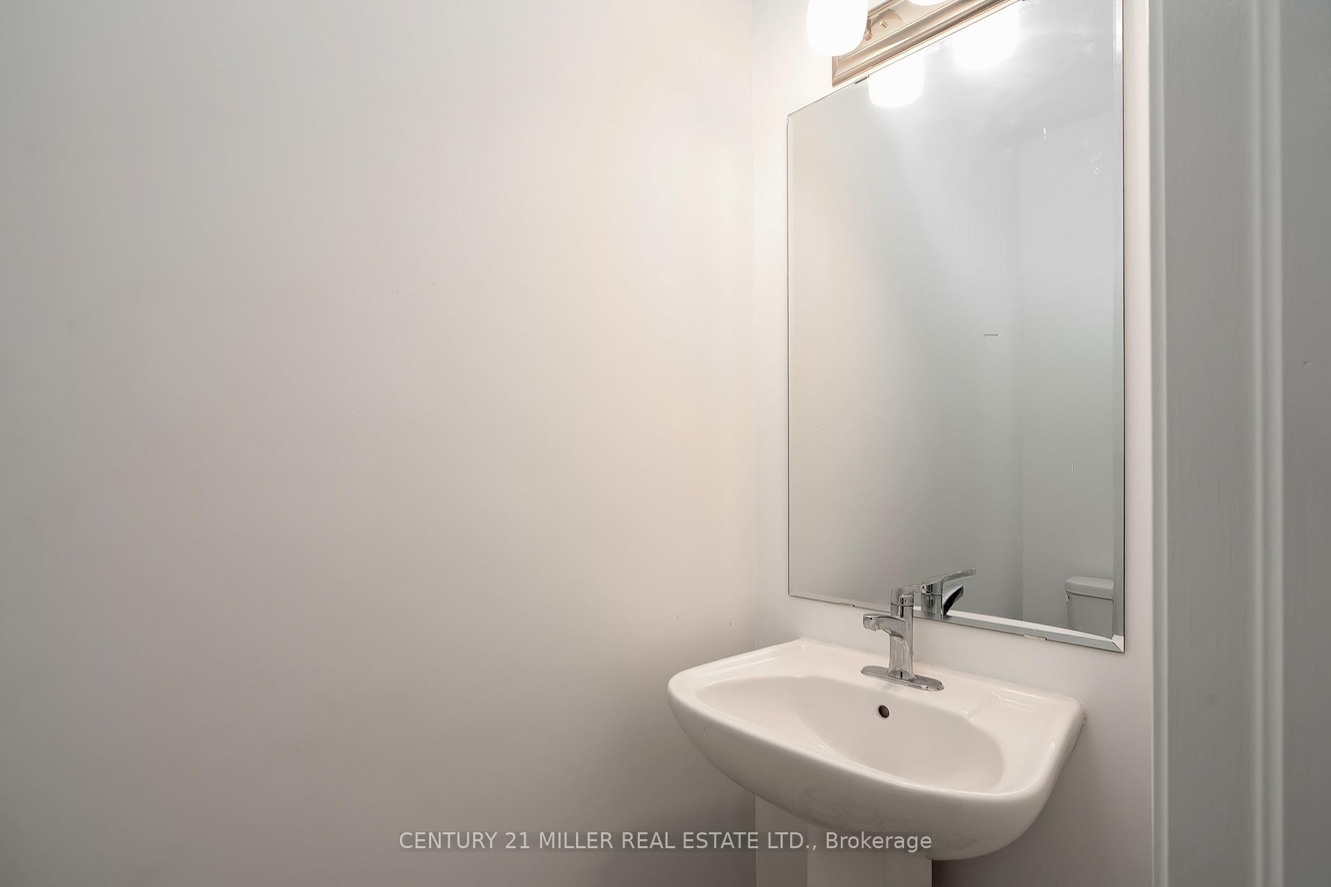Photo 7 of 1554 Moira Crescent, Milton, Bowes — HOMEH