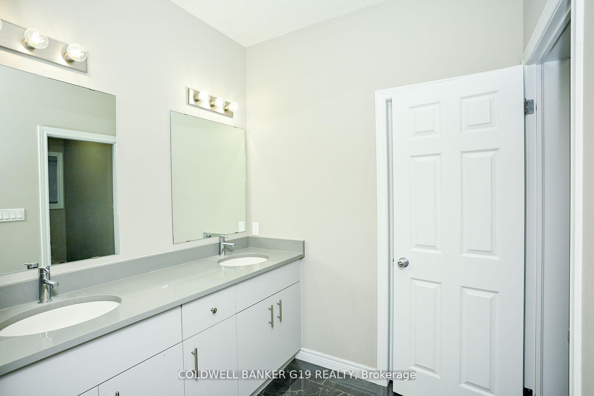 Photo 9 of 99 Georgina Street, Kitchener — HOMEH