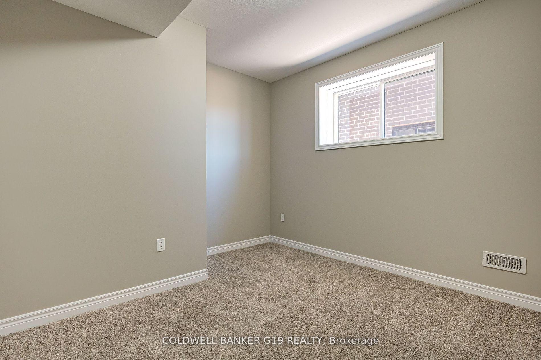 Photo 32 of 99 Georgina Street, Kitchener — HOMEH