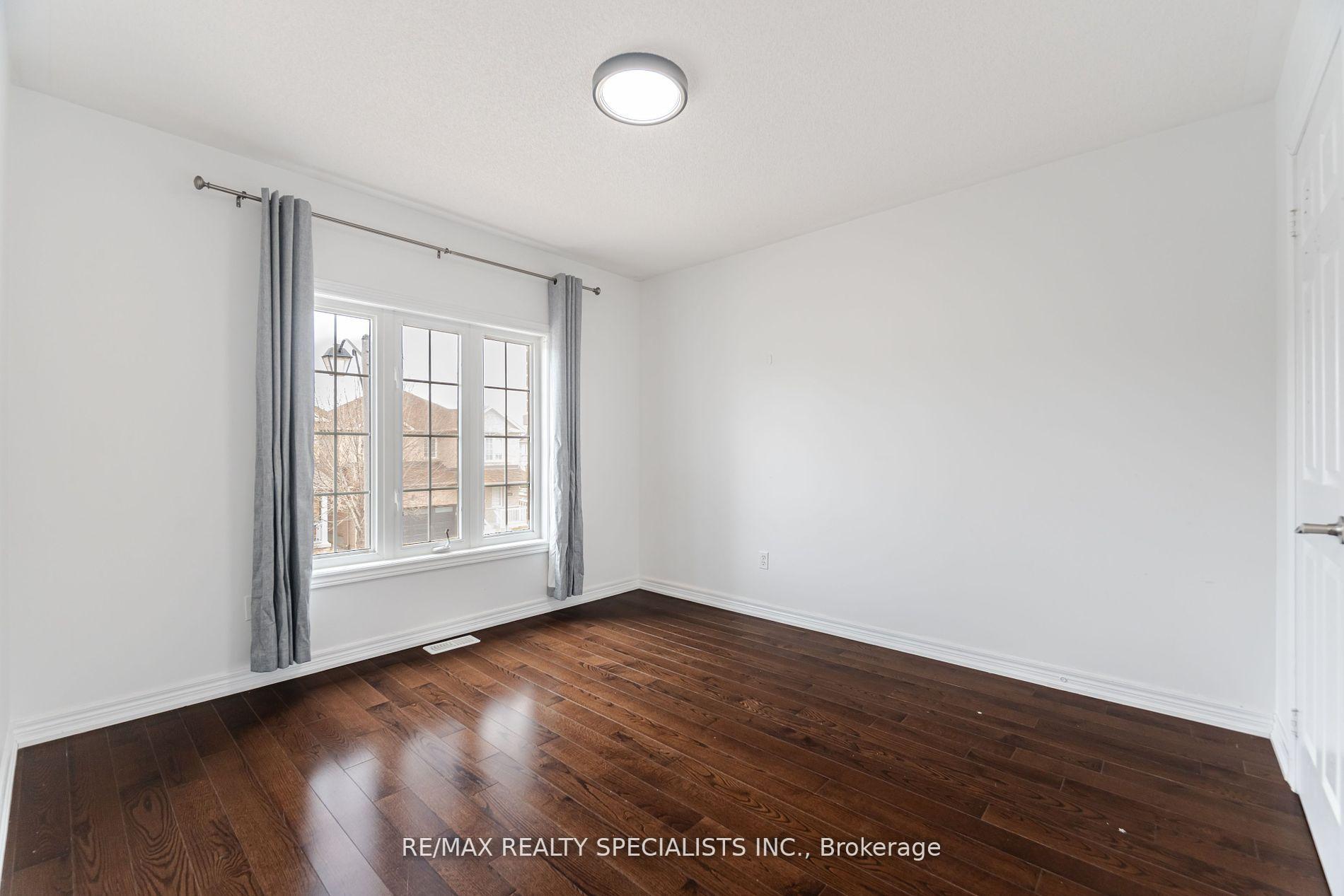 Photo 9 of 1040 Eager Road, Milton, Clarke — HOMEH