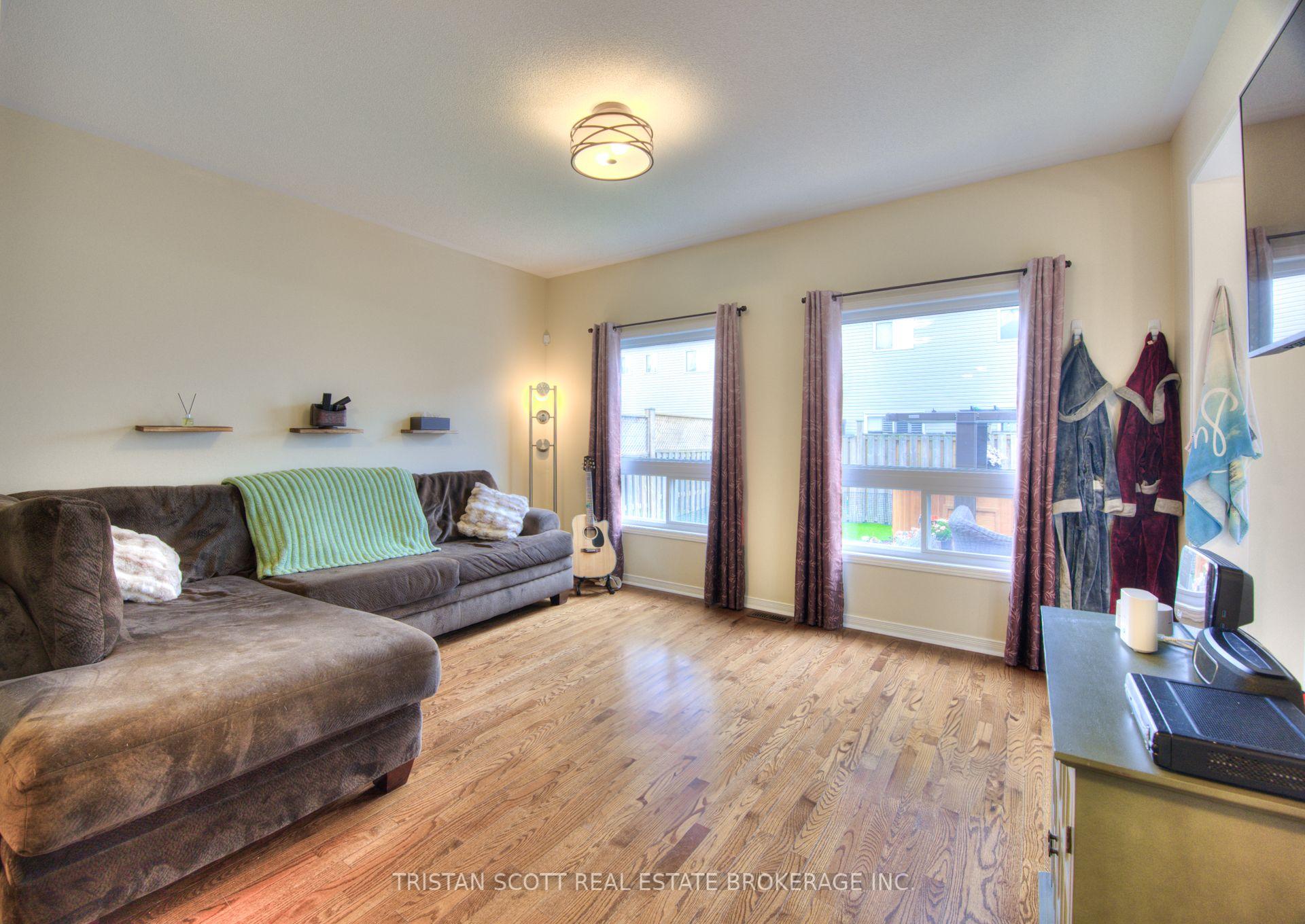 Photo 5 of 326 Racey Trail, Milton, Clarke — HOMEH