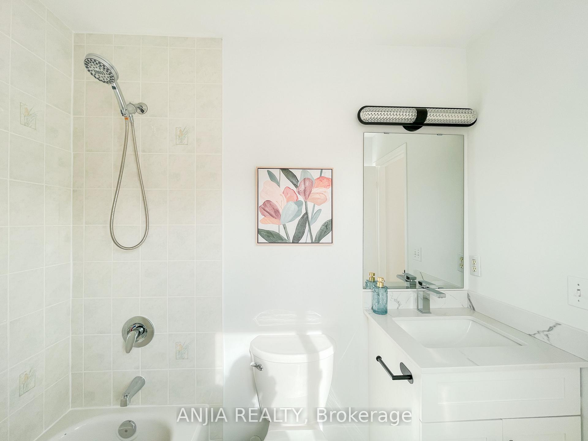 Photo 30 of 24 Crawford Street, Markham, Berczy — HOMEH