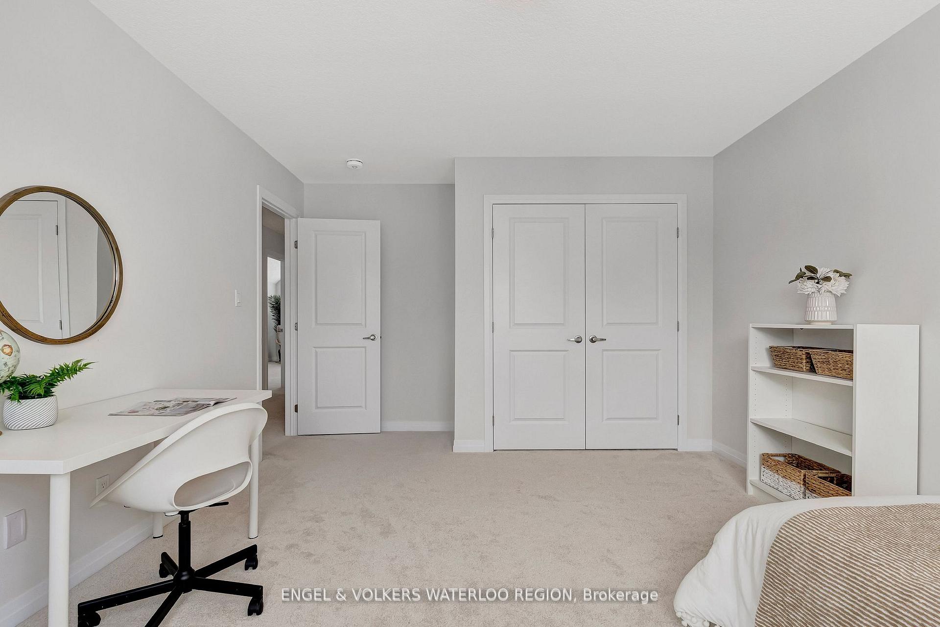 Photo 31 of 931 Stonecliffe Walk, Kitchener — HOMEH