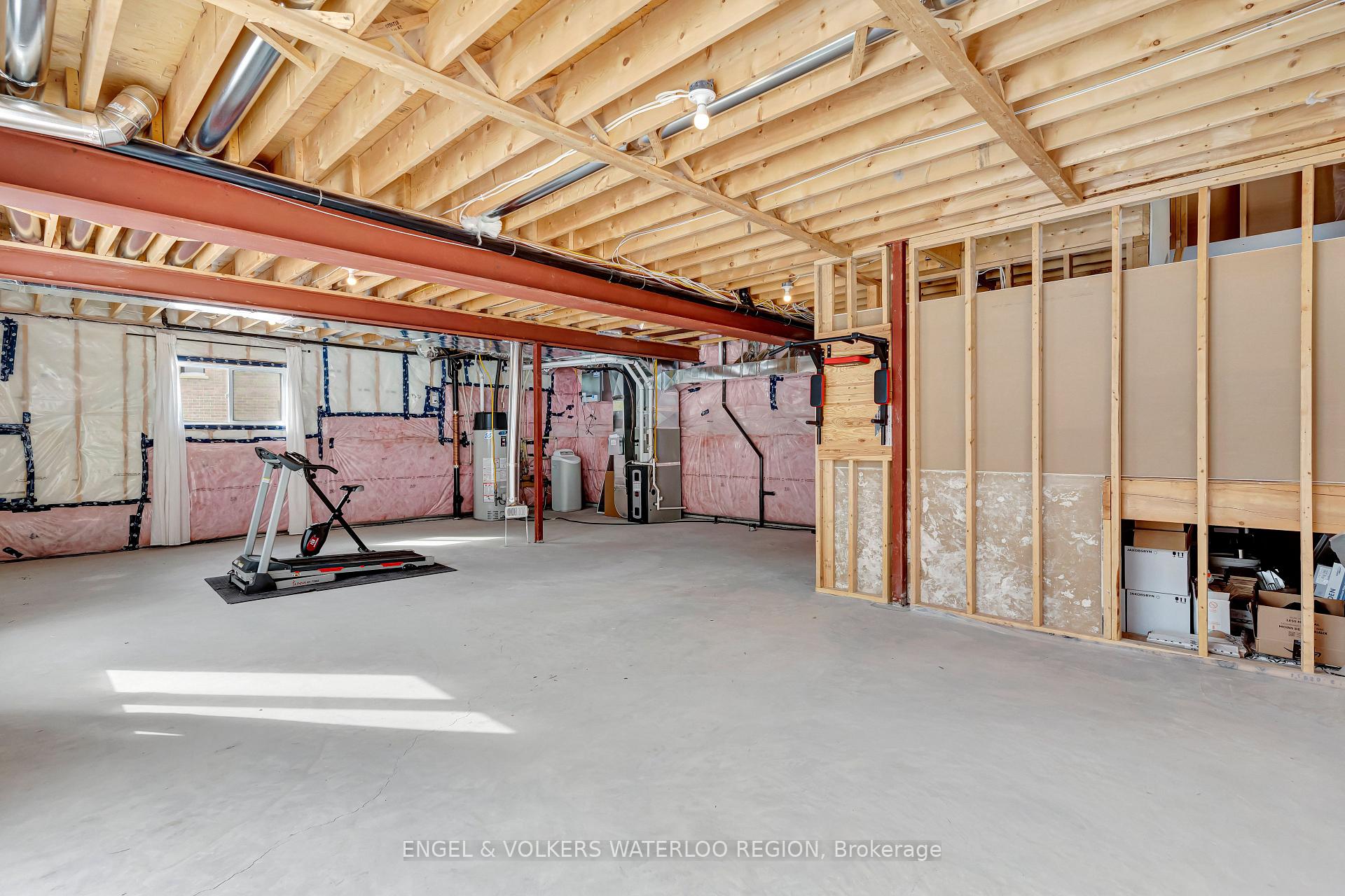 Photo 38 of 931 Stonecliffe Walk, Kitchener — HOMEH