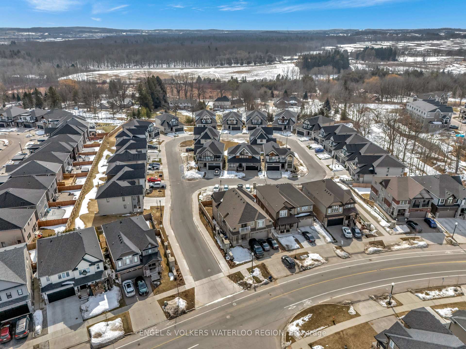 Photo 45 of 931 Stonecliffe Walk, Kitchener — HOMEH