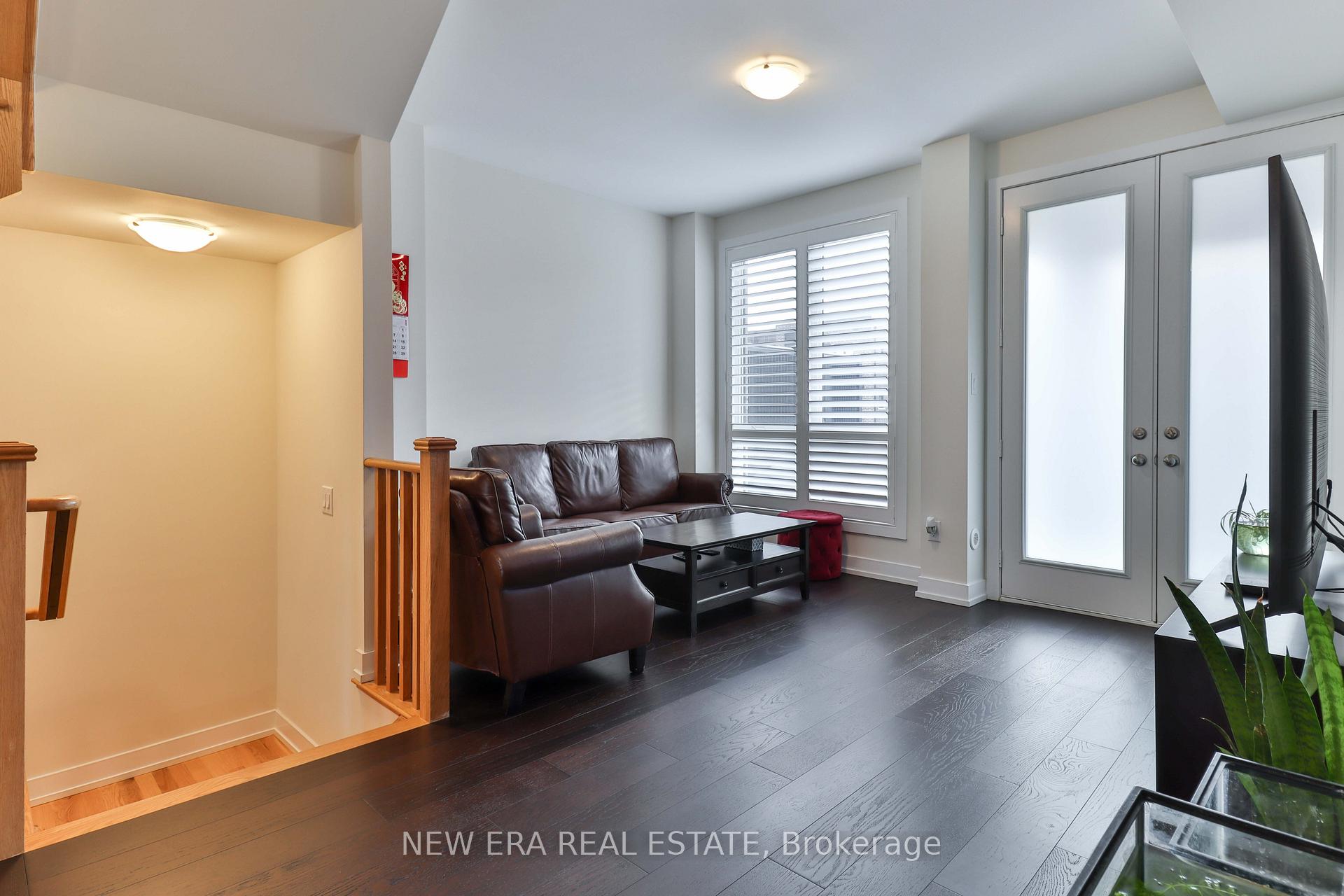 Photo 8 of 81 Stauffer Crescent, Markham, Cornell — HOMEH