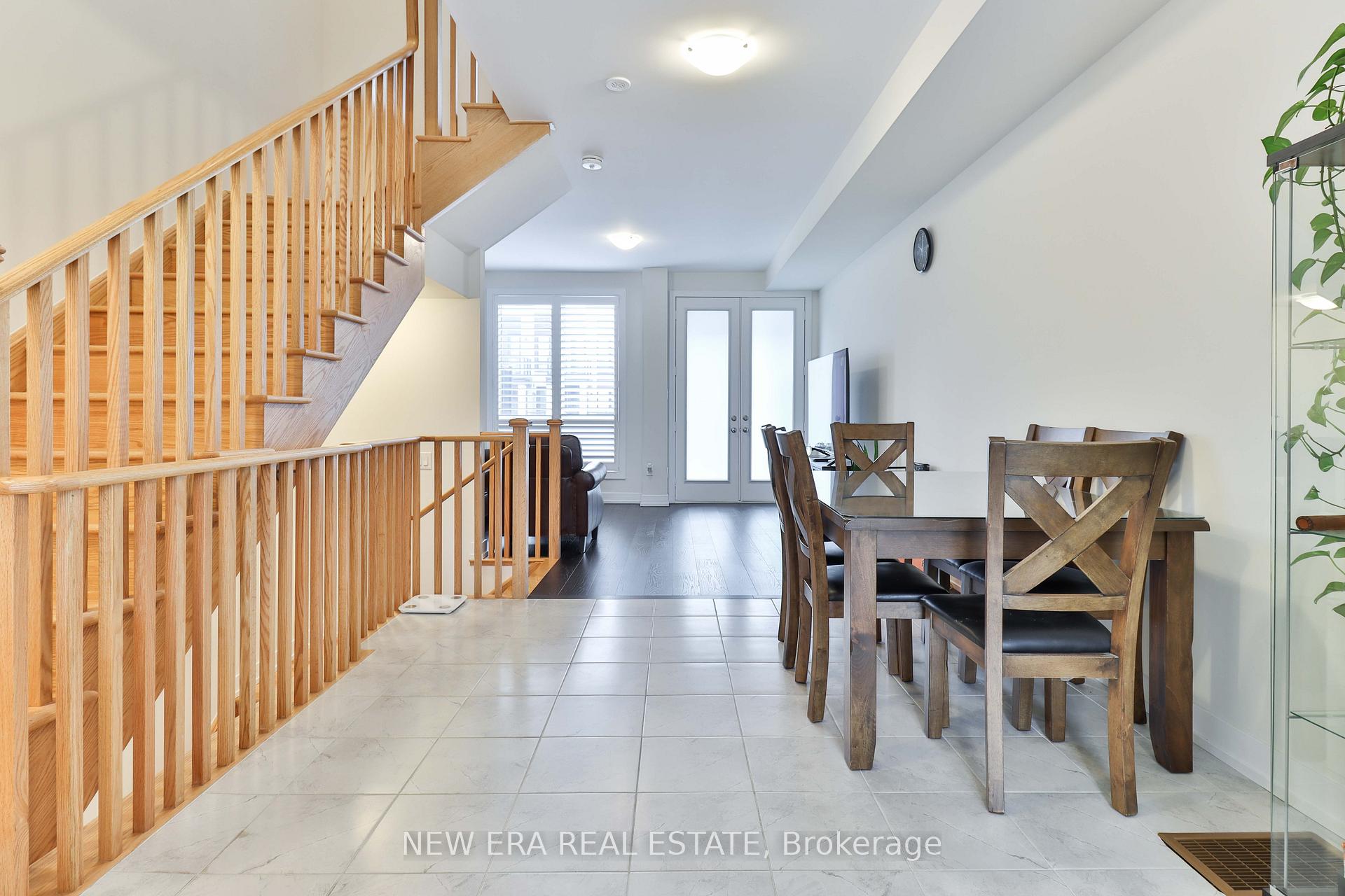 Photo 15 of 81 Stauffer Crescent, Markham, Cornell — HOMEH