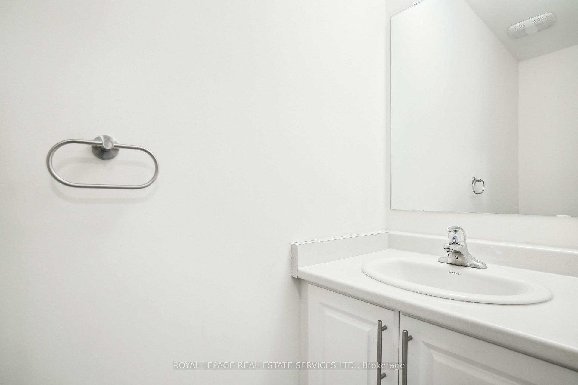 Photo 9 of 1450 Rose Way, Milton, Cobban — HOMEH