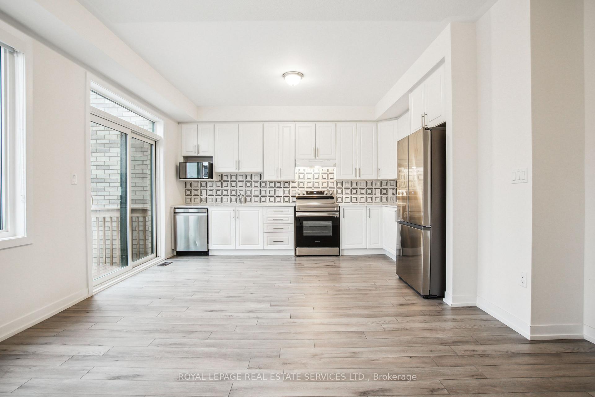 Photo 26 of 1450 Rose Way, Milton, Cobban — HOMEH