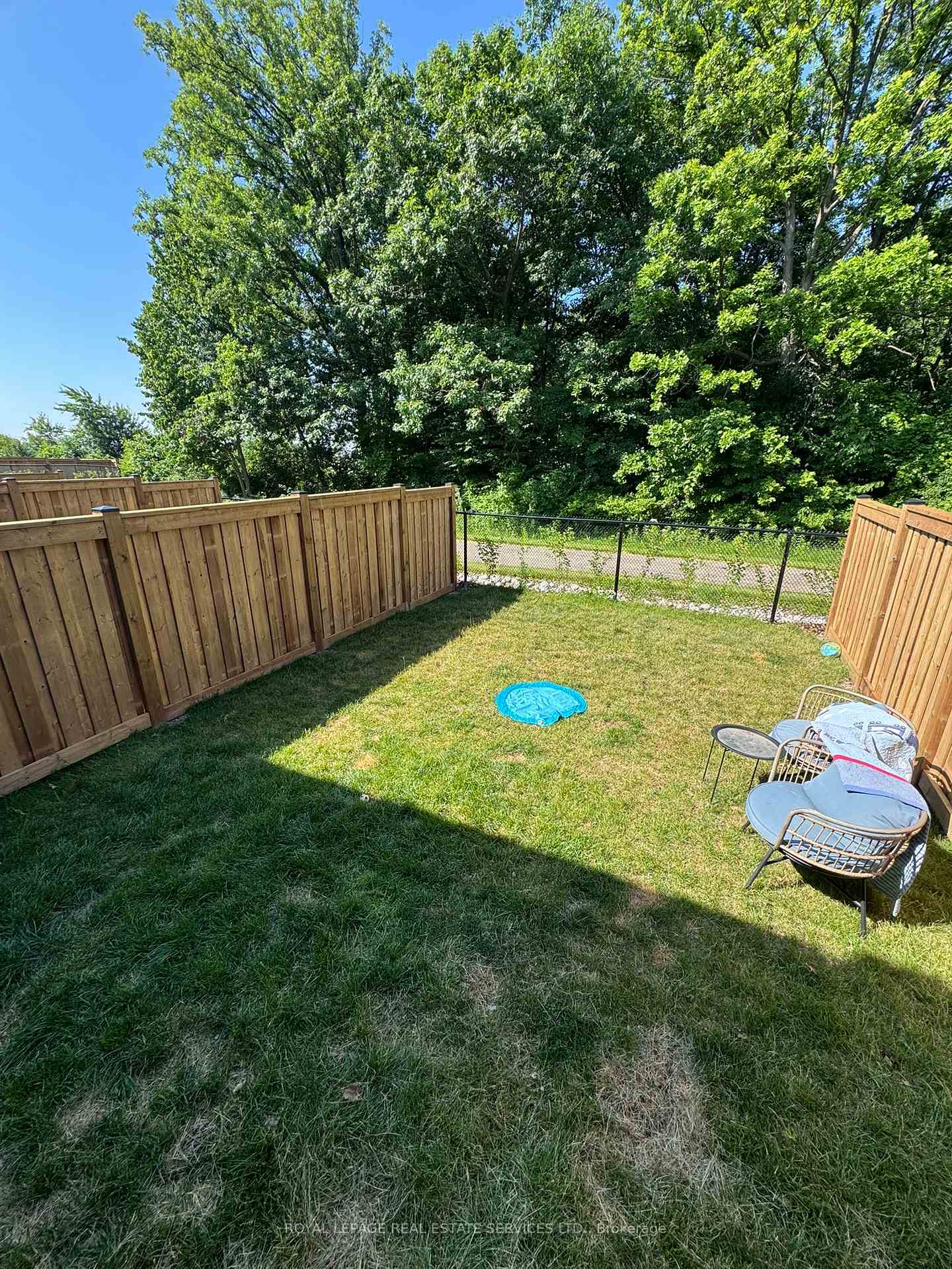 Photo 19 of 1450 Rose Way, Milton, Cobban — HOMEH