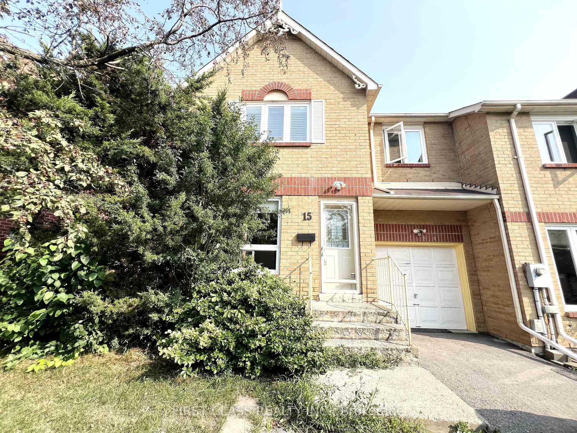 Front of 15 Rachel Crescent