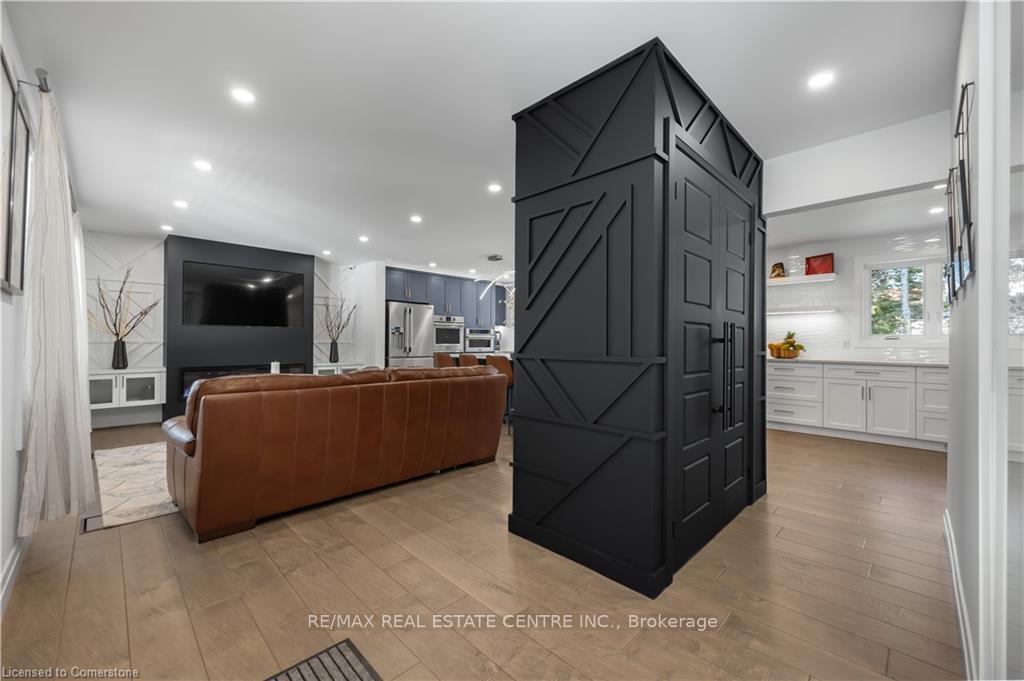 Photo 5 of 52 Rosewood Drive, Kitchener — HOMEH