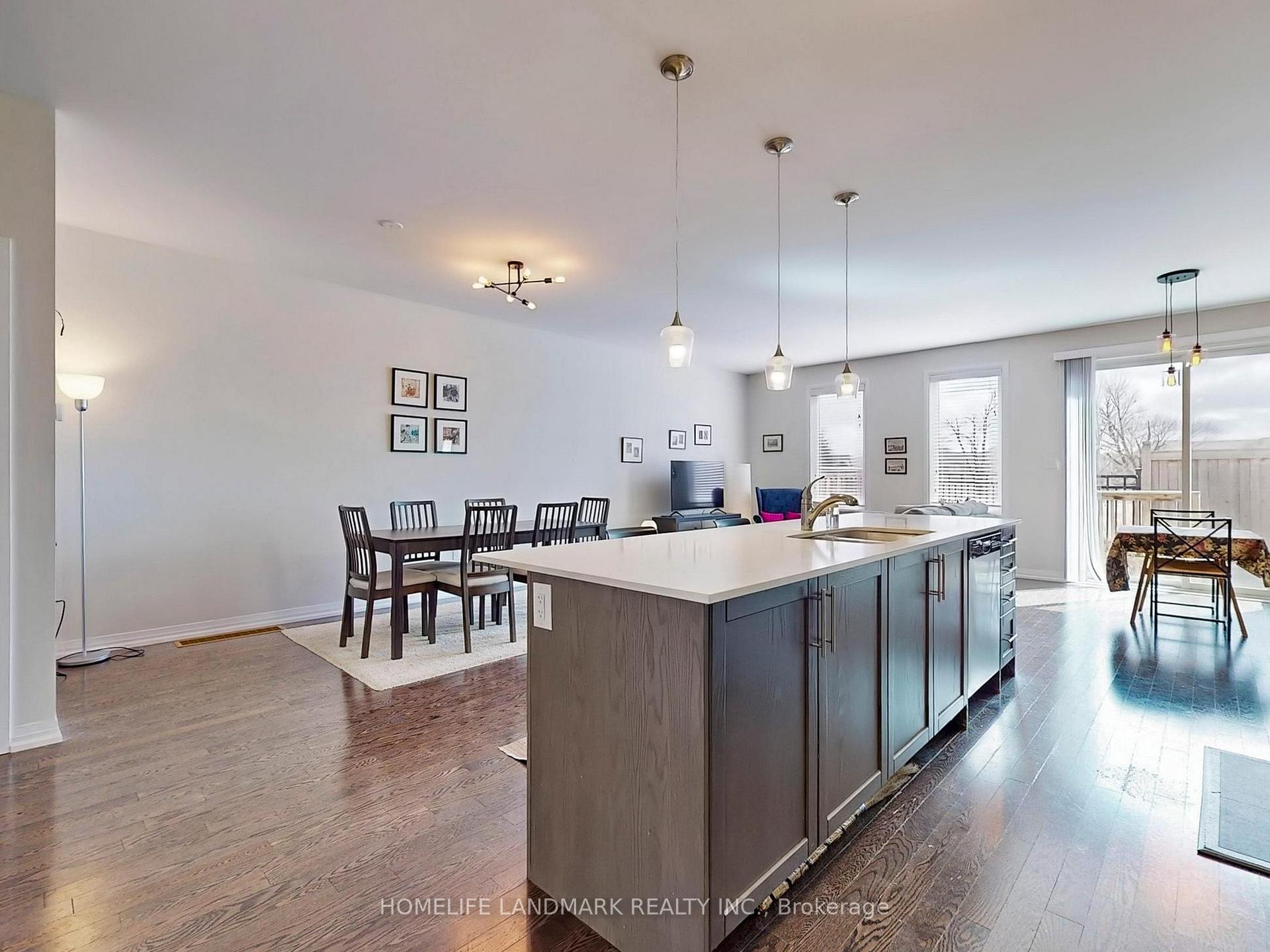 Photo 5 of 813 Banks Crescent, Milton, Willmott — HOMEH