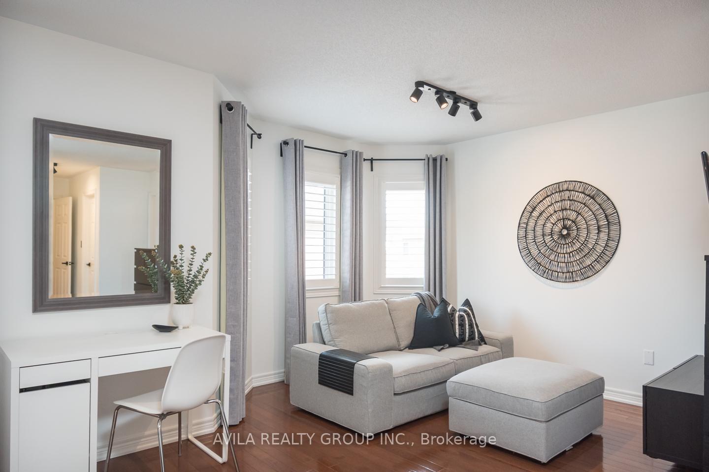 Photo 34 of 319 Bessborough Drive, Milton, Harrison — HOMEH